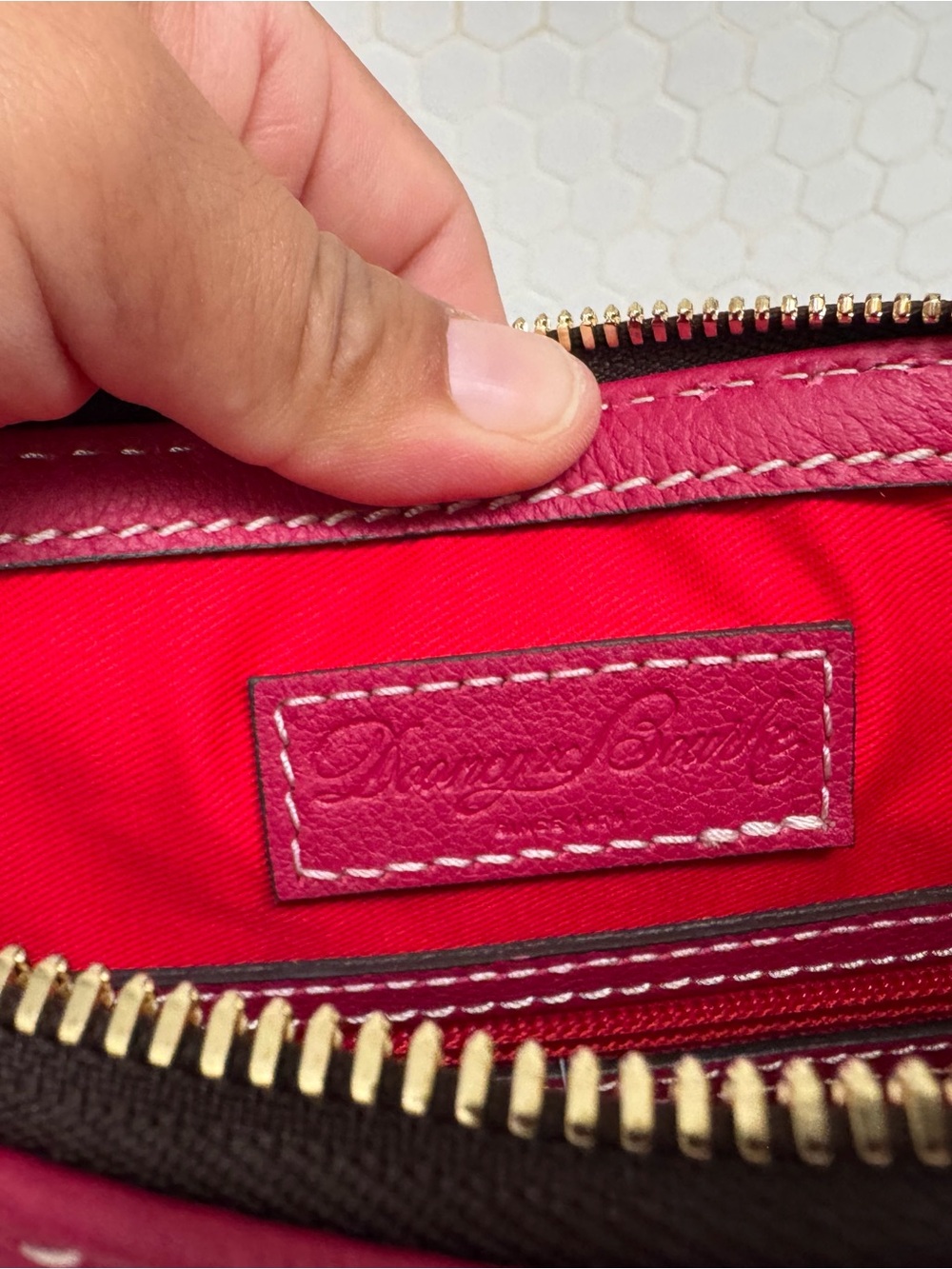 Dooney & Bourke Fuchsia Dome Satchel with Gold Plaque Lmted Edition Certificate - Picture 4 of 13